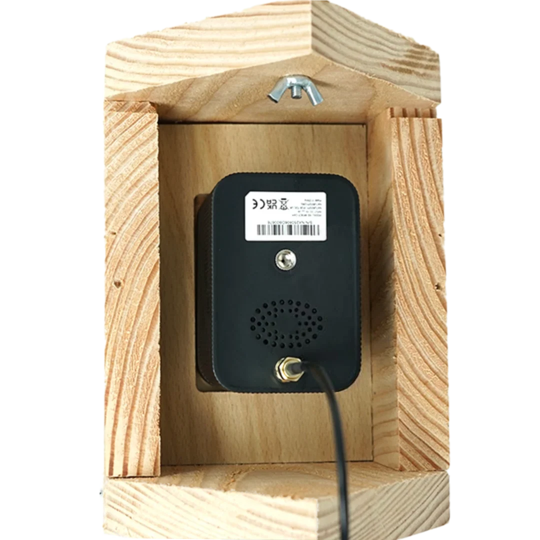 Vantage NestView WiFi Solar Nest Box Camera Kit — rear view