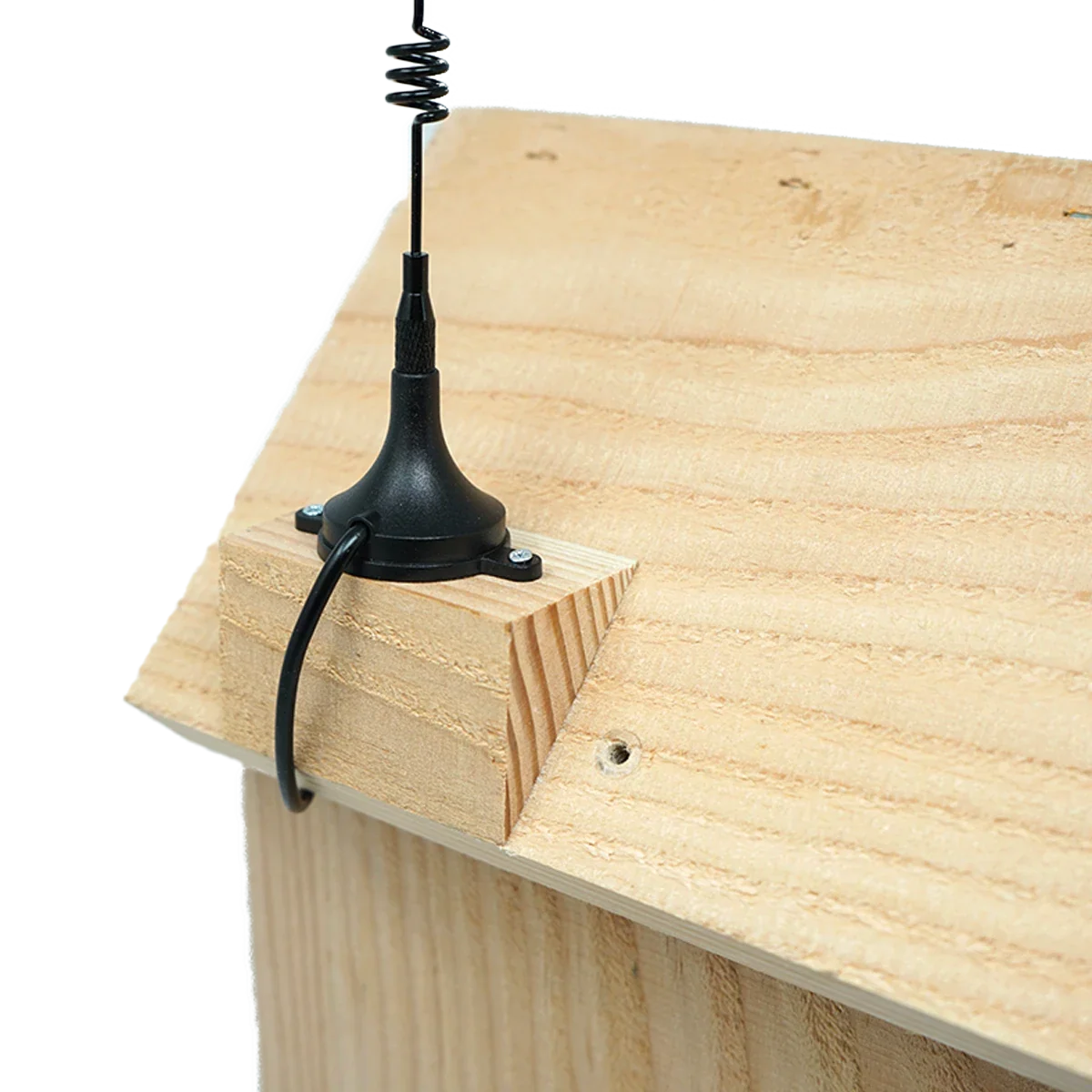 Vantage NestView WiFi Solar Nest Box Camera Kit — in use outdoors